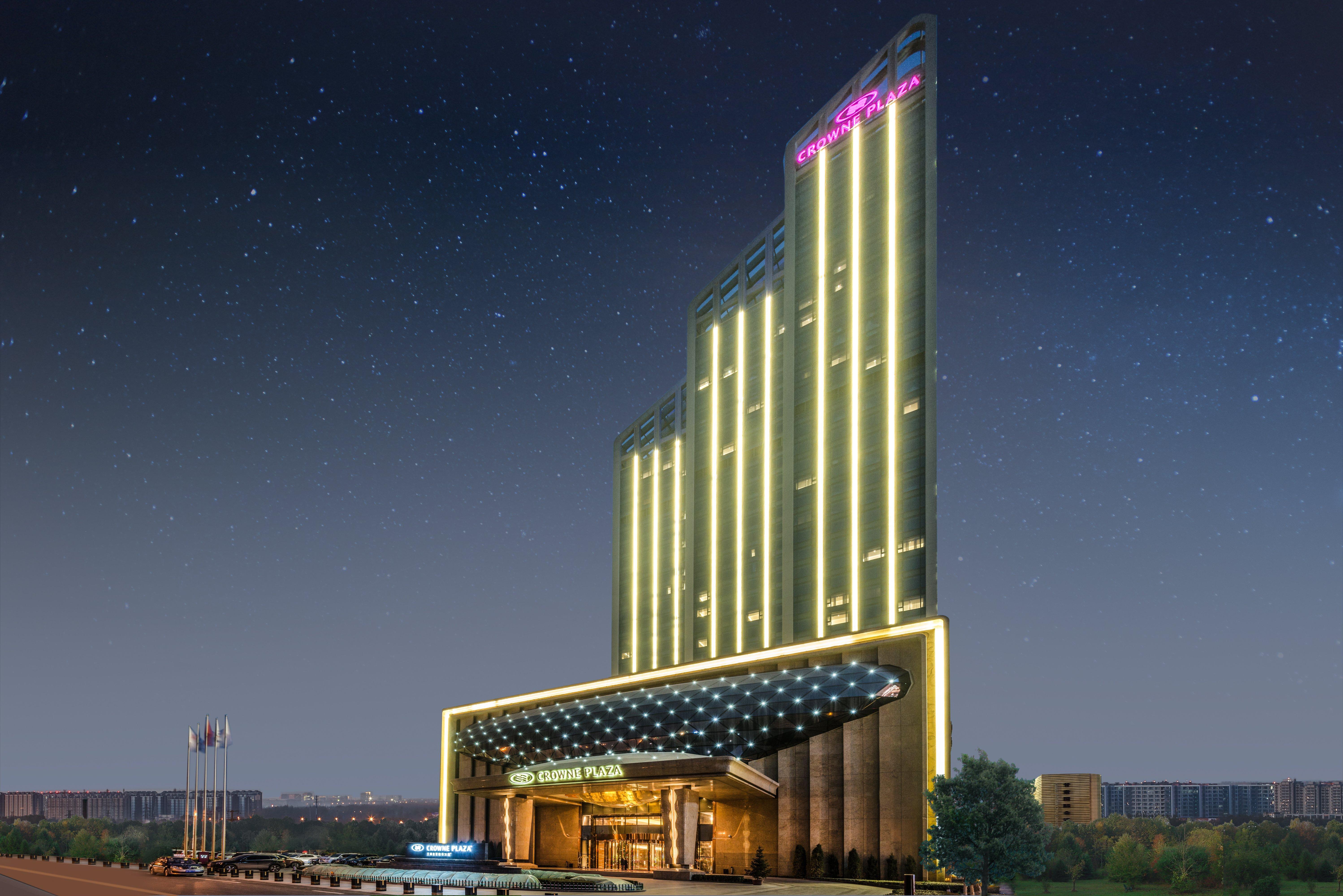 Crowne Plaza Hotel Lanzhou By Ihg Exterior photo